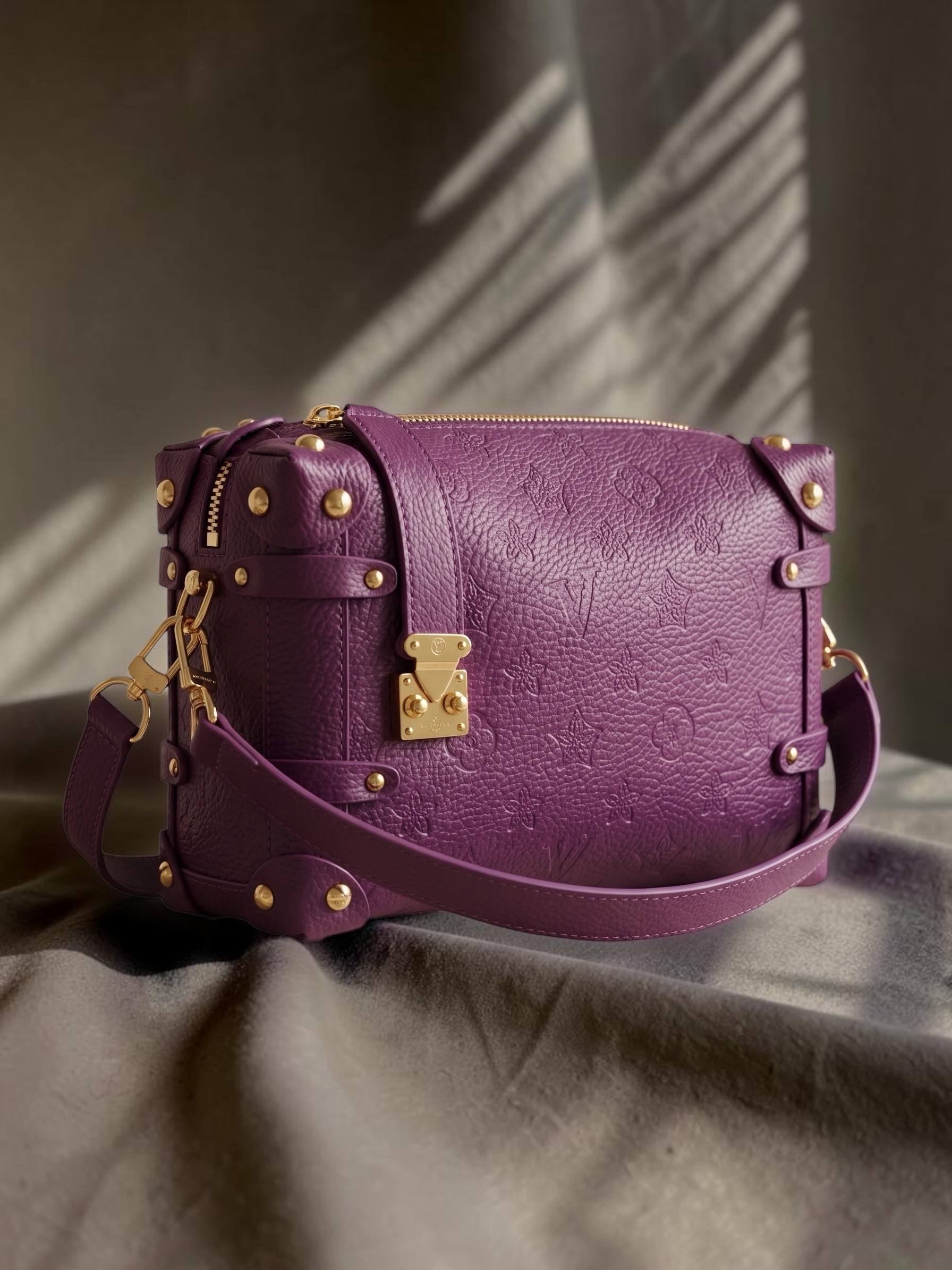 Ladies purple pink Crossbody Bag